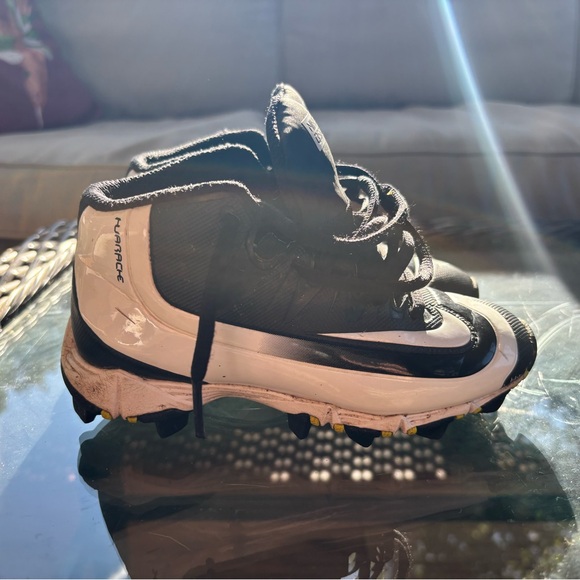 Nike Cleats - Picture 1 of 5